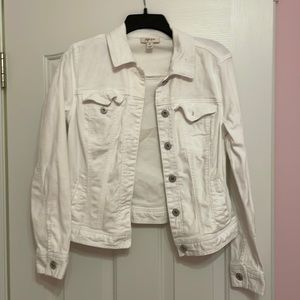 white jean jacket!